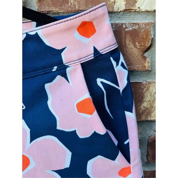 Isaac Mizrahi New York floral short size 6 brand new in excellent condition no f - Picture 3 of 10